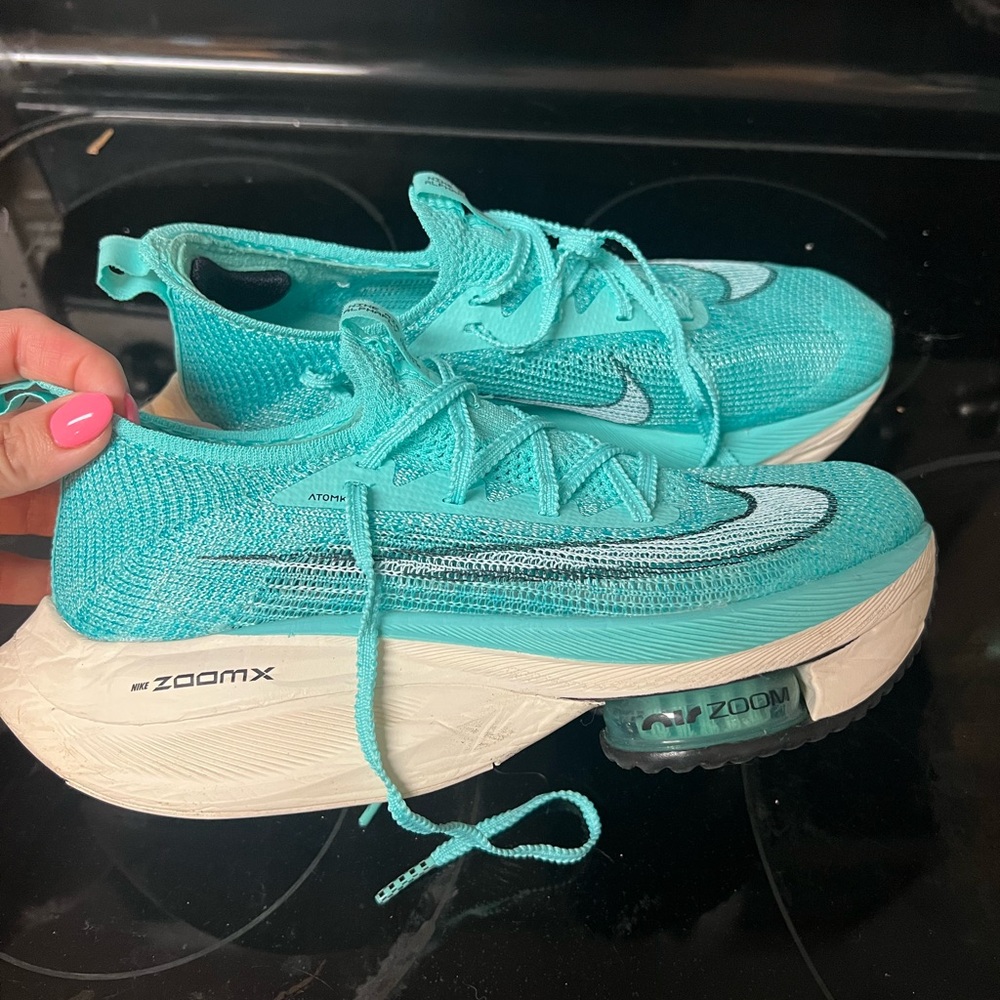 Nike Women's Aqua Athletic Shoes